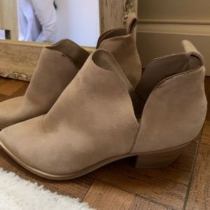 Dolce Vita booties